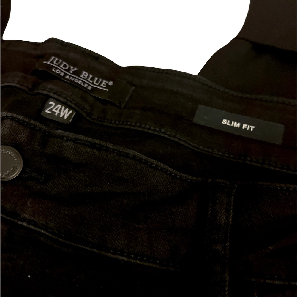 BLACK STRETCHY JEANS Judy Blue LA Slim Fit Size 24